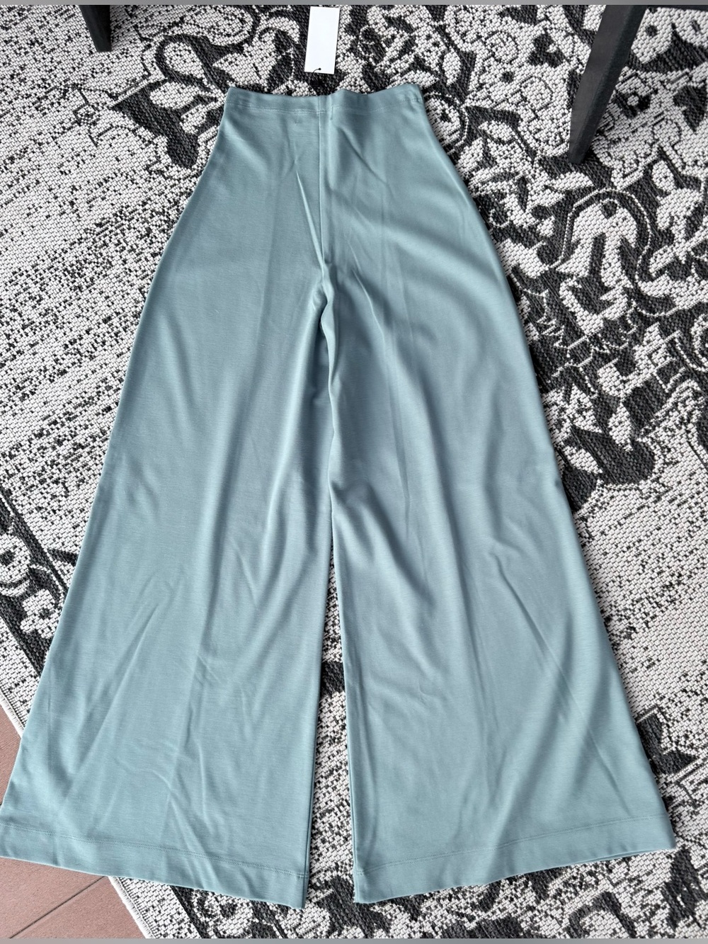 NWT Ripley Rader Sea Blue Ponte Wide Leg Cropped Pants Size 2 Inseam 27.5 inches - Picture 6 of 6